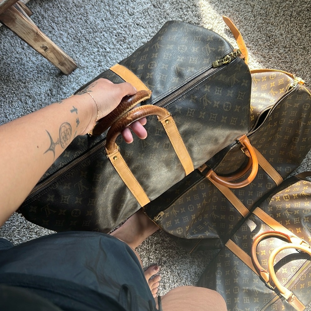 Louis Vuitton Keepall 55 Bandouliere Duffel Bag - Picture 16 of 17